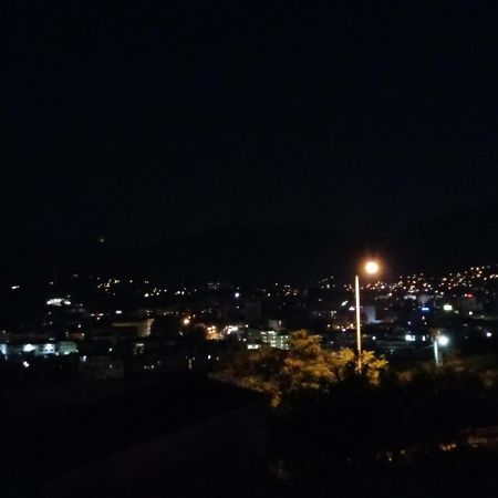 Apartman Seno Mostar Eksteriør billede